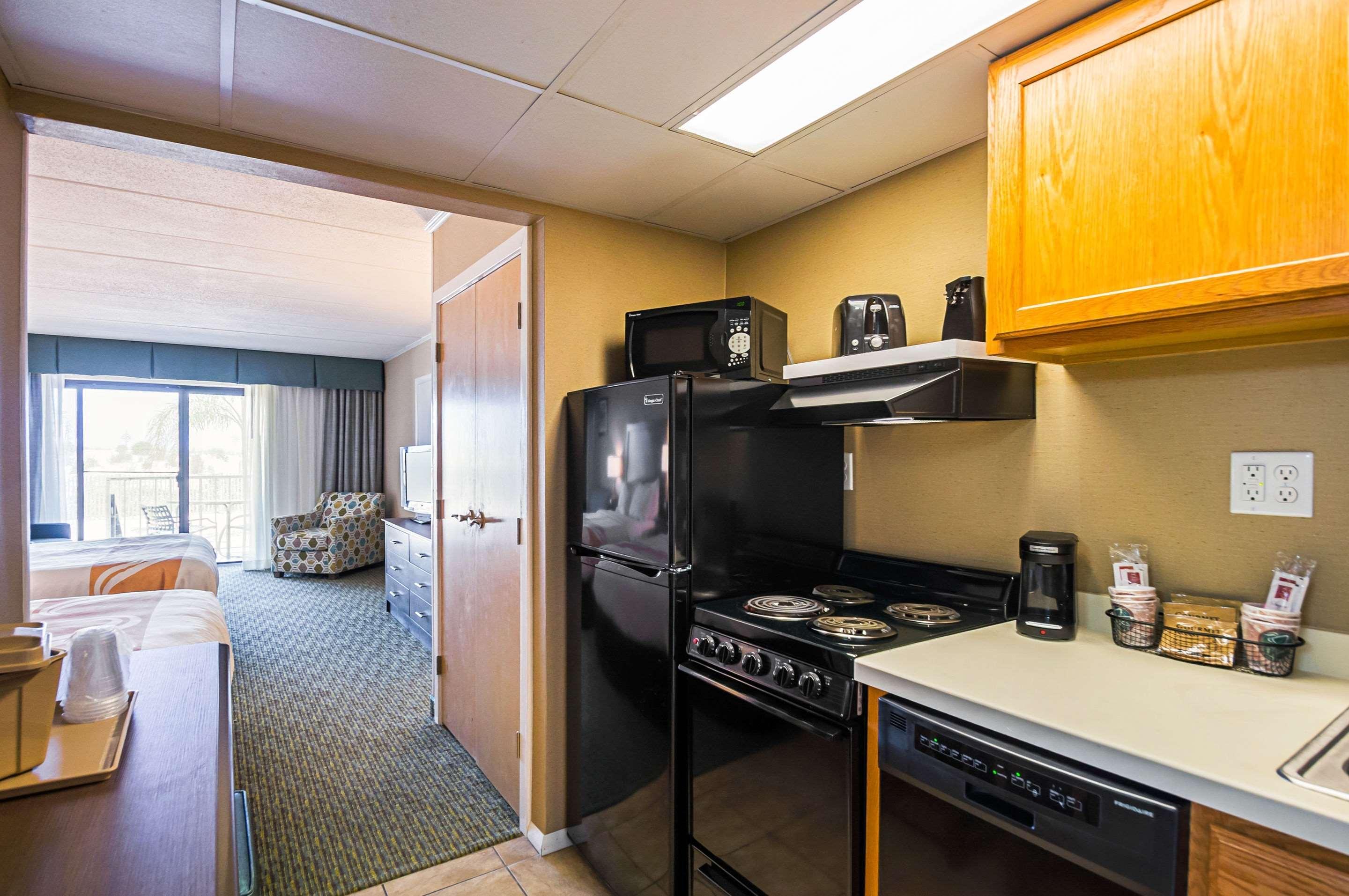 Quality Inn Oceanfront Ocean City Exterior photo