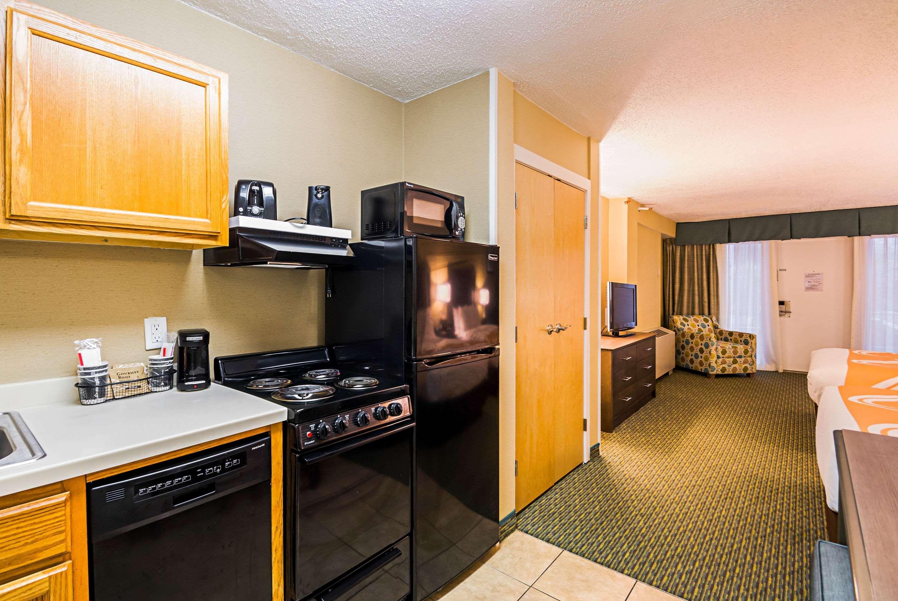 Quality Inn Oceanfront Ocean City Exterior photo