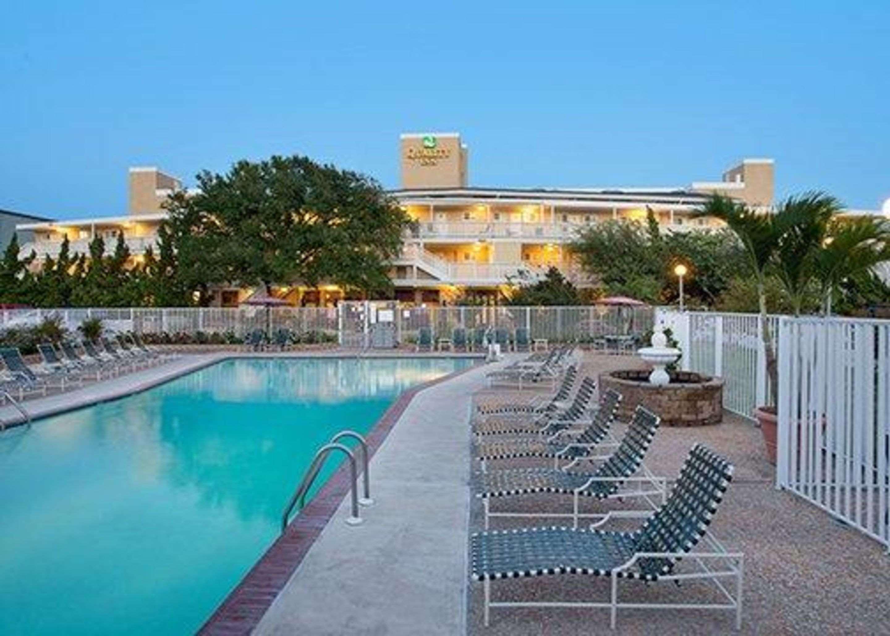 Quality Inn Oceanfront Ocean City Exterior photo