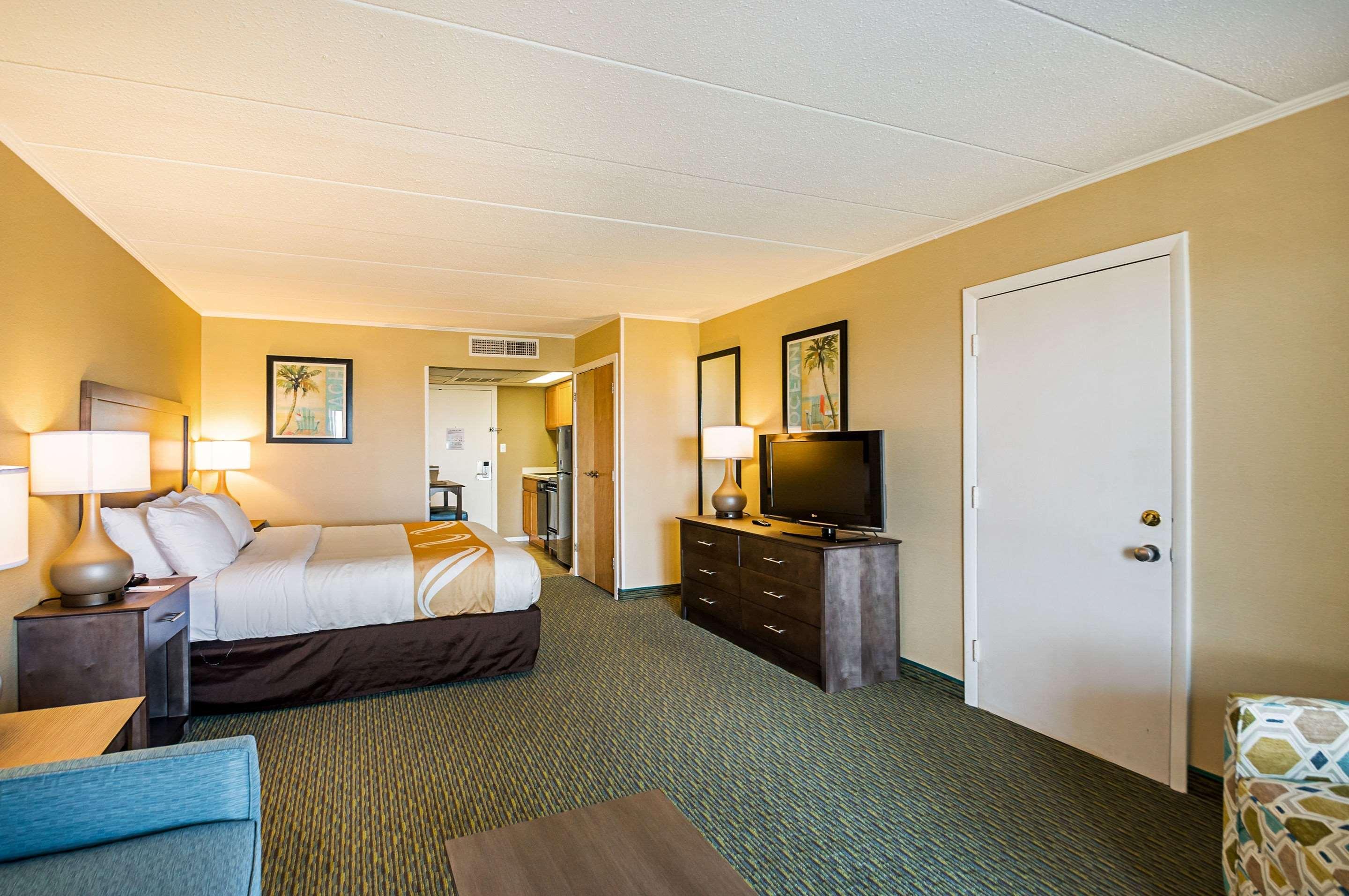 Quality Inn Oceanfront Ocean City Exterior photo