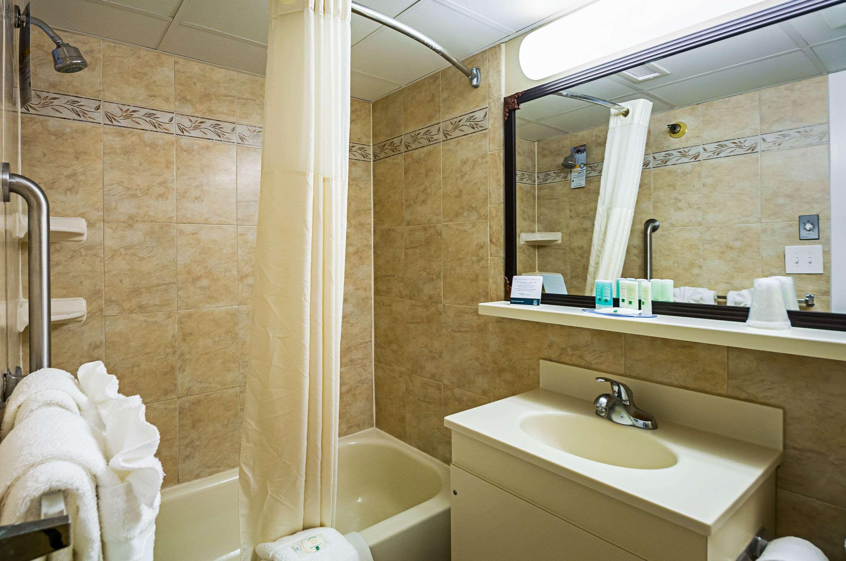 Quality Inn Oceanfront Ocean City Exterior photo